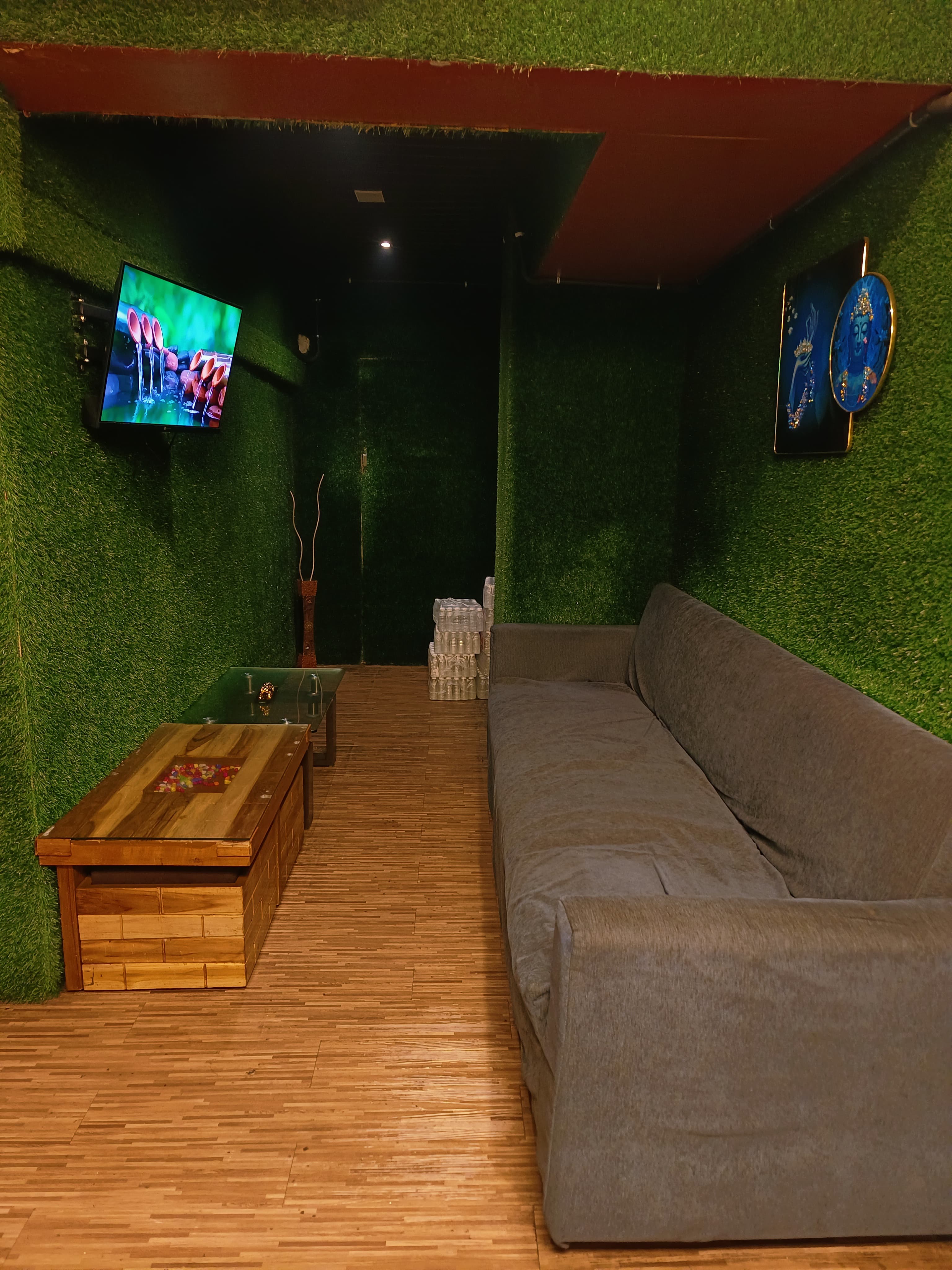 Premium spa ambience and interiors in Goregaon